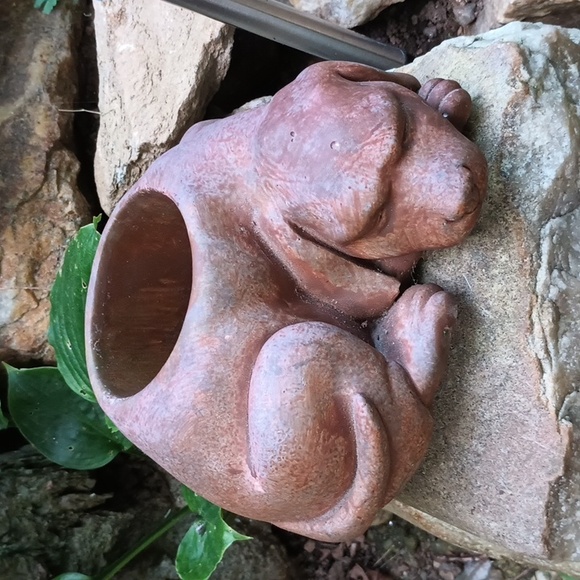 Dog Sleeping Heavy Planter Vintage w Drainage - Picture 3 of 10
